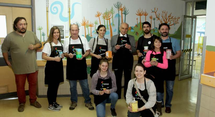 AMCA participa en pintura de murales en Pediatría del Hospital Padre Hurtado